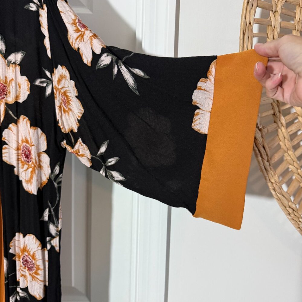 Open Front Kimono - Picture 3 of 6